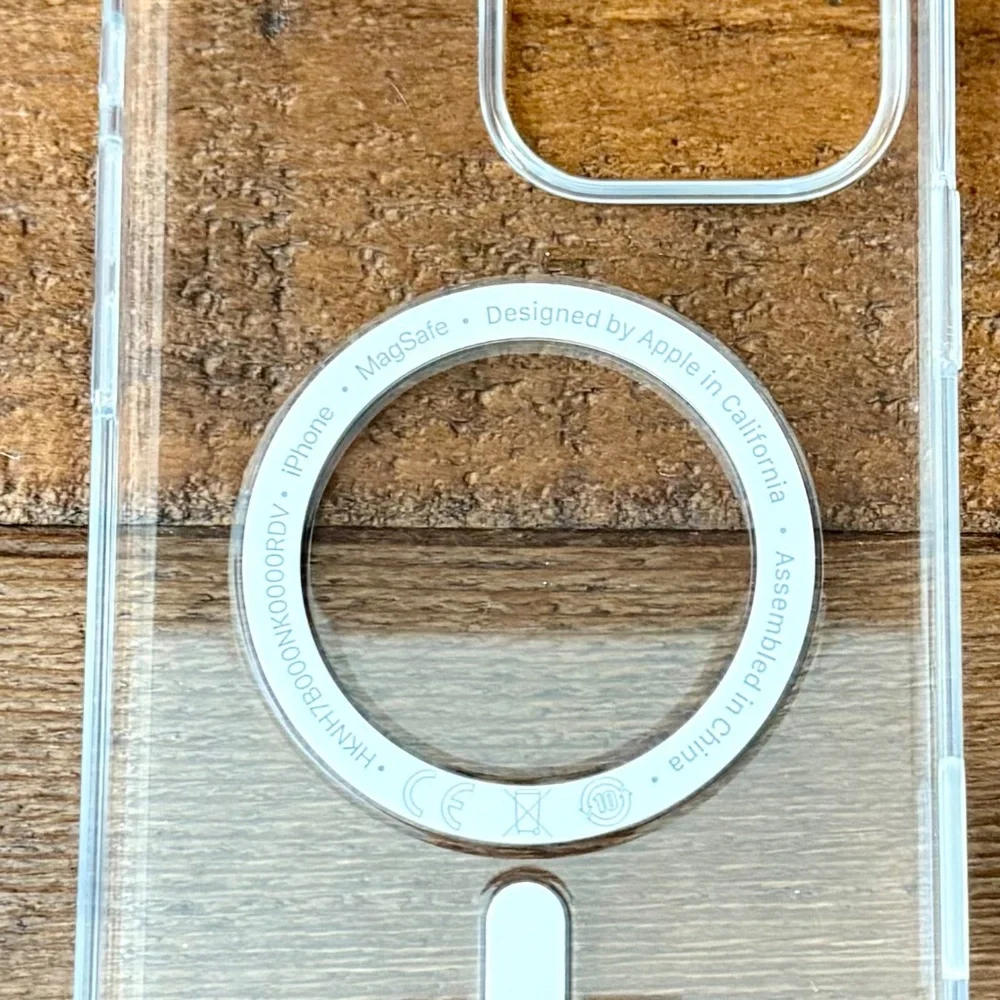 Apple iPhone 15 Pro Max Clear Case with Magsafe - Picture 2 of 3